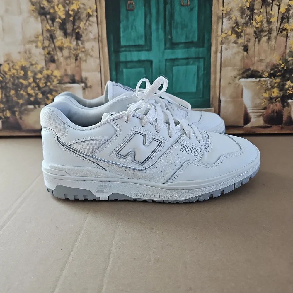 New Balance 550 Cream White Grey Black Men's Sneakers  Men's US Size 10